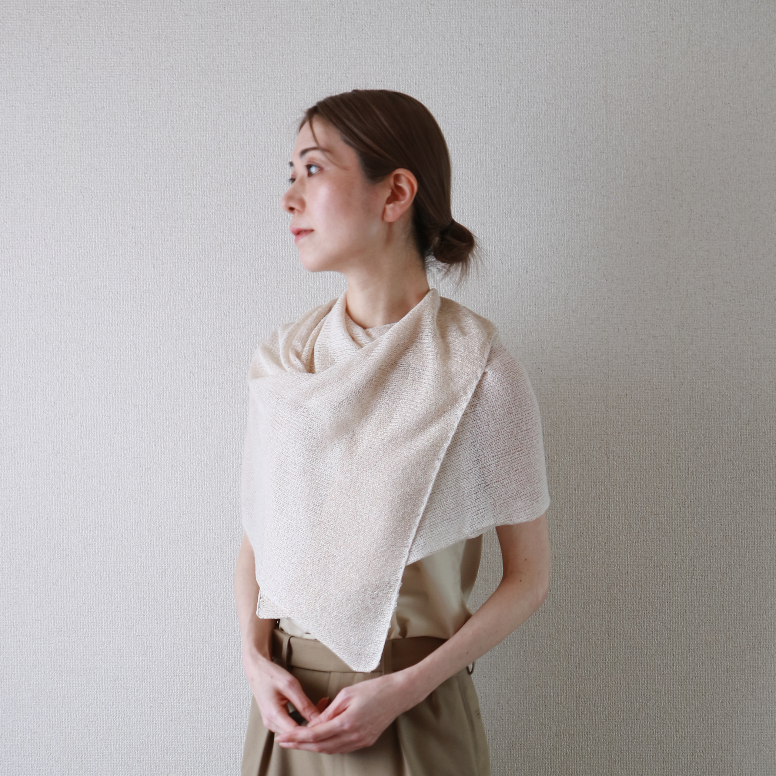 Saiph[サイフ] 裾ラメ・エアリーストール / ビーチサンド・ベージュ