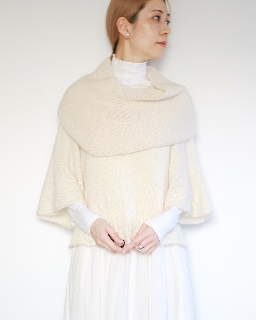 Azimech[アジメク] シルクモヘア・スヌード・ケープ / ホワイト系1